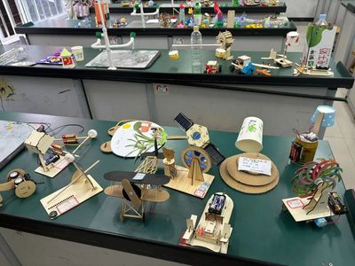 【明润十小 · 活动】 科技筑造梦想 创新启迪未来--临沂第十实验小学开展科幻画、科技小制作及小发明作品评比活动