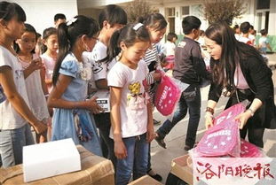 喜迎六一，实验小学把礼物和问候送给孩子们