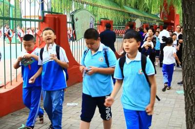 开学第一天,朔州市实验小学欢乐多