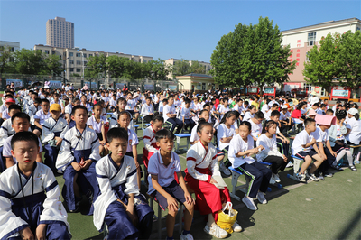 青春不散场 梦想正起航 莱芜第二实验小学举行2018级毕业典礼